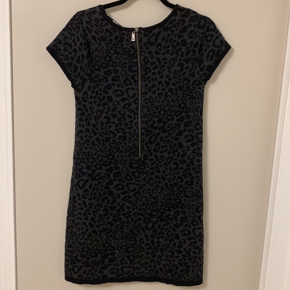 Mac & Jac leopard print, short sleeve, knitted dress, Size M - Picture 7 of 11